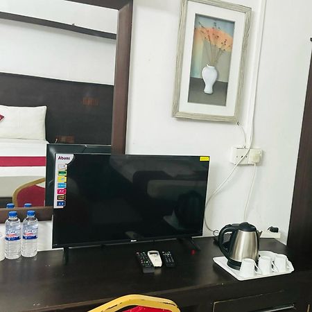 Hotel Nelly Vavuniya Chambre photo