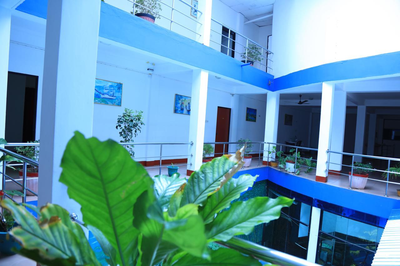 Hotel Nelly Vavuniya Extérieur photo